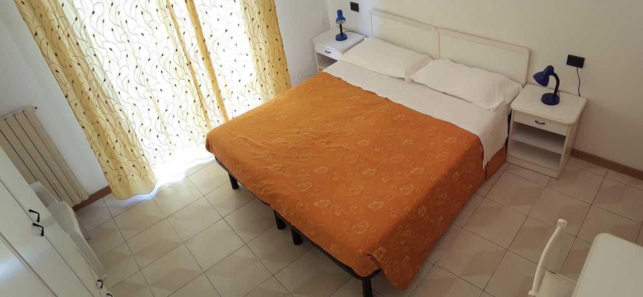 Residence Monaco Appartamenti Rimini Eksteriør bilde